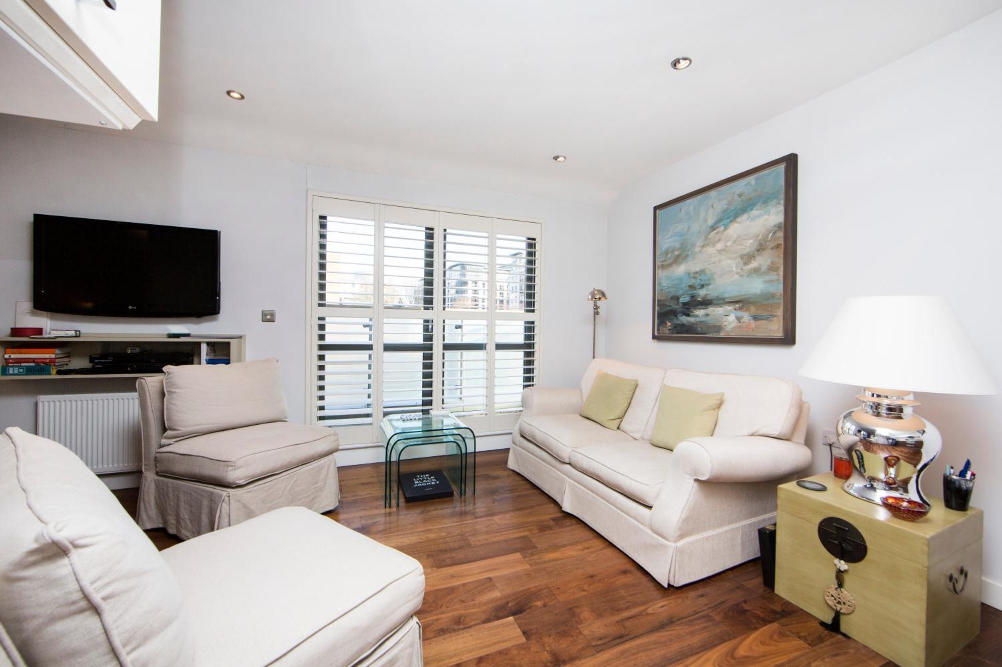 Apartment Elbe Street London